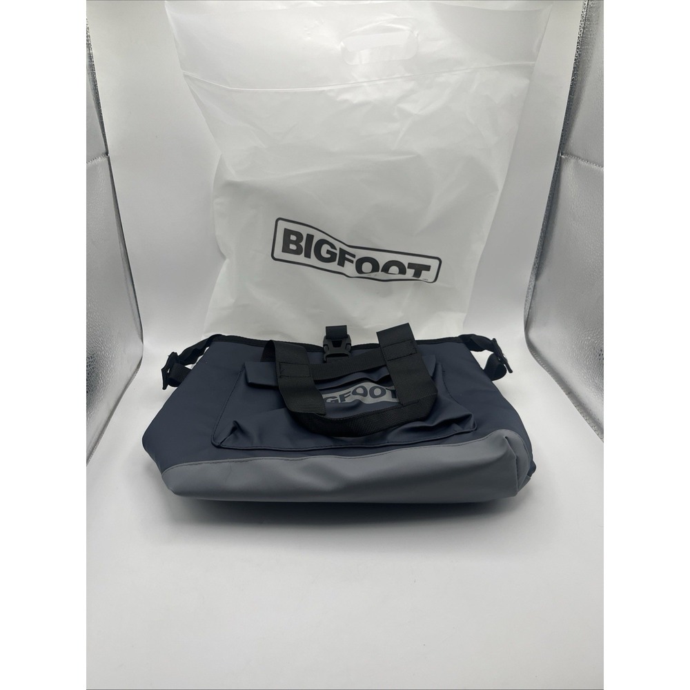 BIGFOOT Insulated Backpack Cooler Blue Gray 17x17x11 New Open Package